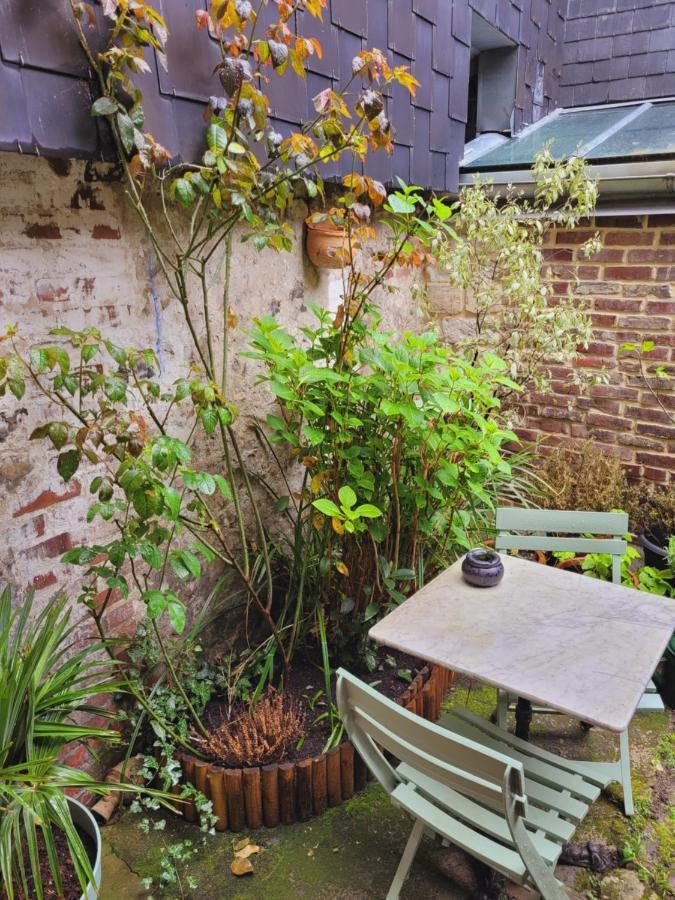 Апартаменты My Little Garden -Parking Gratuit 500M -Coeur Historique -La Clef De Онфлёр Экстерьер фото